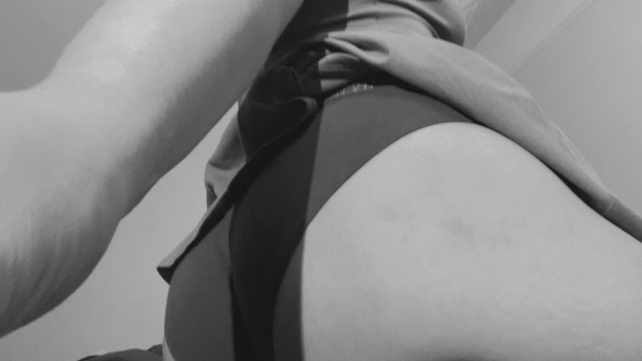 Upvote and receive a vid of me fucking myself. I’m always horny. Love making personalized