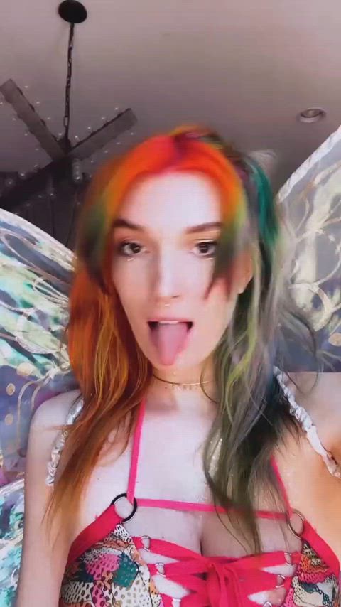 braless nipslip selfie celebs gif