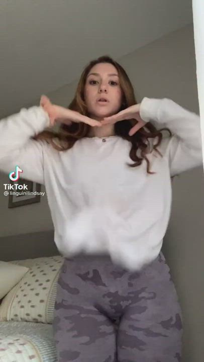 Ass Blonde Bouncing Leggings Pawg Teen gif