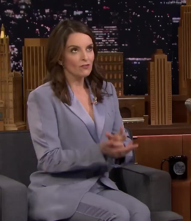 jimmy.fallon.2019.02.25.tina.fey - 05