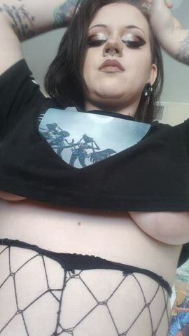 would you play with my tits