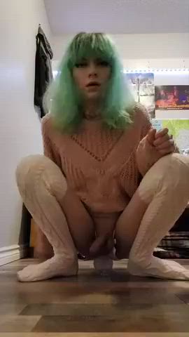 Cute Trans Girlfriend Hands-free Cumshot 🍆💦🤲