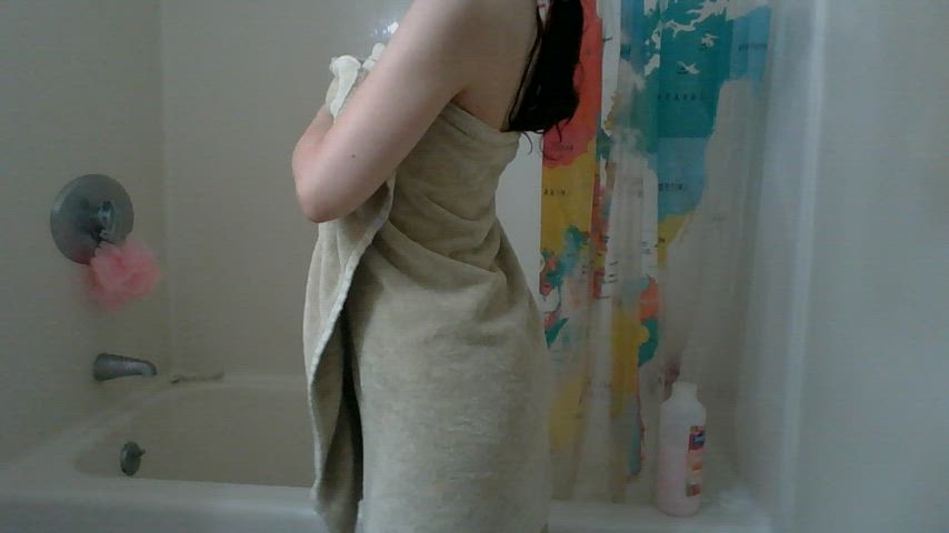 My shower routine, toweling my hair dry and putting on baby oil <3