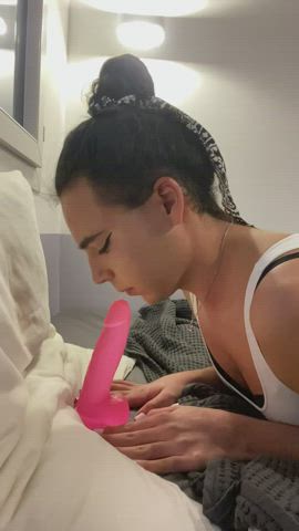 Trying to remove my gag reflex