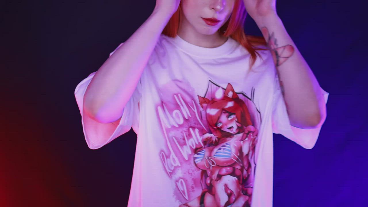 Mollyredwolf Tshirt NEW!!