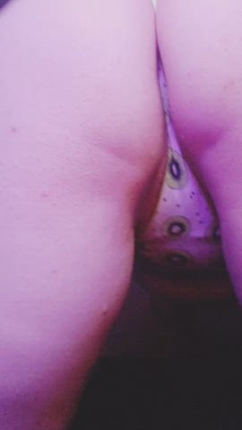 I would let all of you eat me out if you wanted [F35][OC]