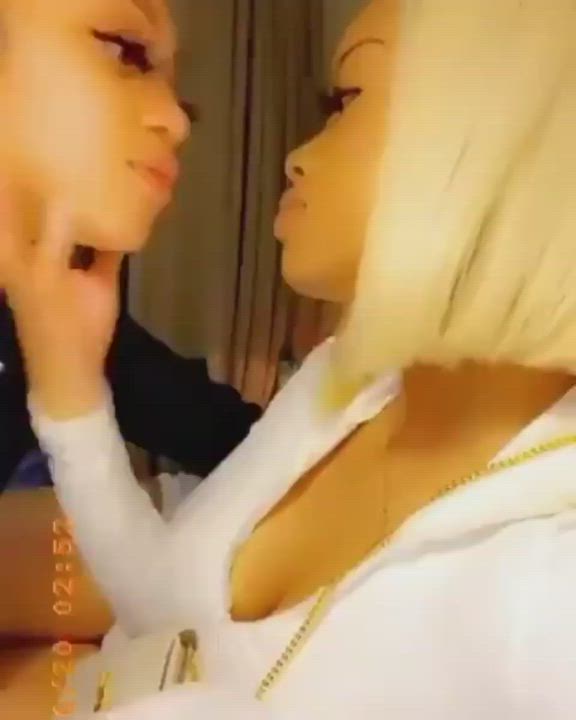 Ebony Kissing Lesbian gif