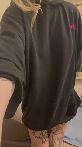 Better without hoodie😈 [drop]