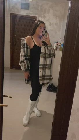 wanna come to my dorm and fuck after class?