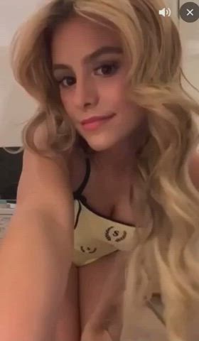 actress ass big tits blonde cleavage legs natural tits onlyfans underwear gif