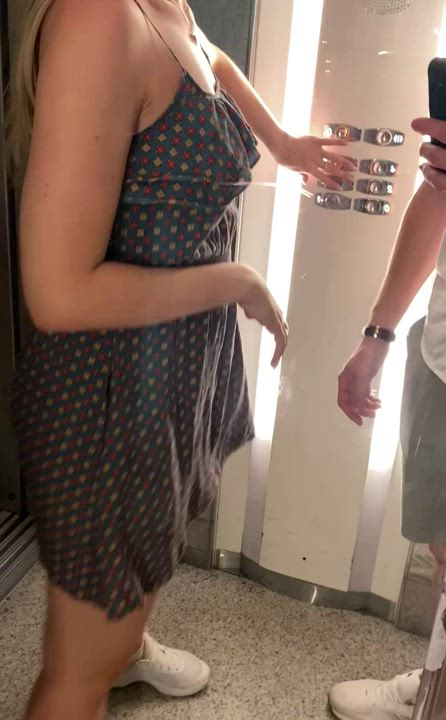 Only had one stop on the elevator to show you everything! (F)