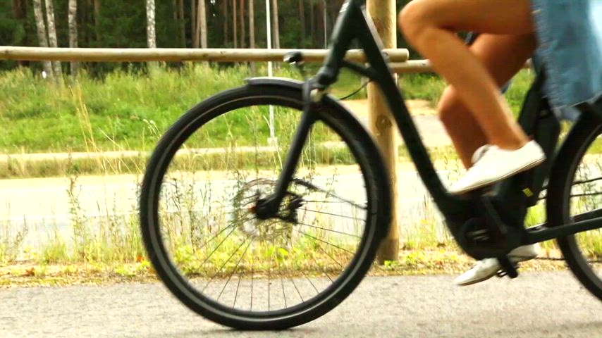 amateur exhibitionist flashing nude onlyfans outdoor public teen tits voyeur gif