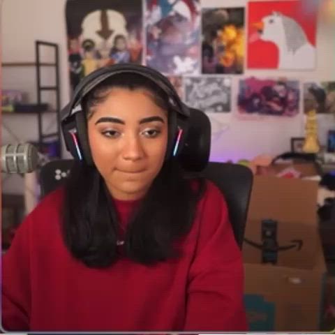 ebony gamer girl ponytail gif
