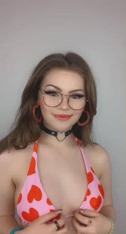The perfect bikini for some hot tub sex ^_^