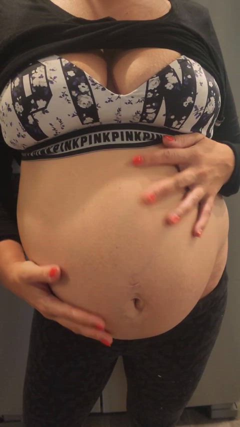 belly button breeding impregnate pregnant belly pregnant-porn gif