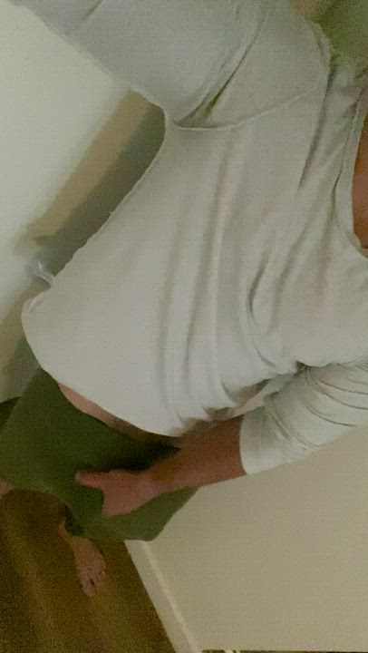 Woke up so hard, who wants to start their morning with a bang?