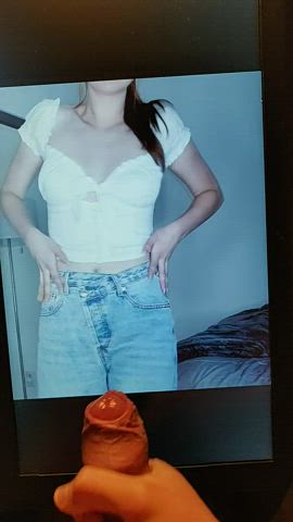 A big load for Brooke showing off her ass