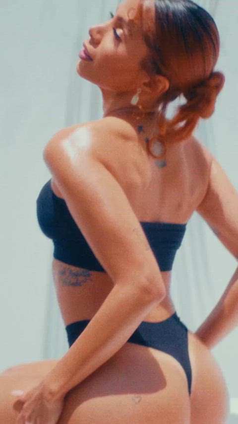 anitta ass big ass big tits brazilian celebrity sexy gif