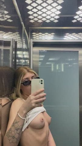 I think someone is in for a surprise in the elevator