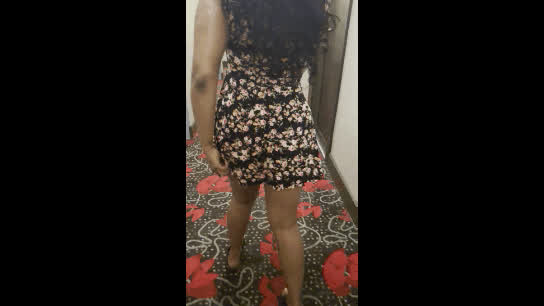 arab ass big ass desi indian public puffy thick tits gif