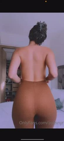I love yoga pants <3