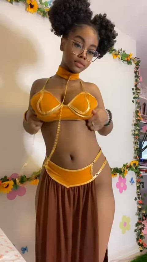 Cum on my tits, you must
