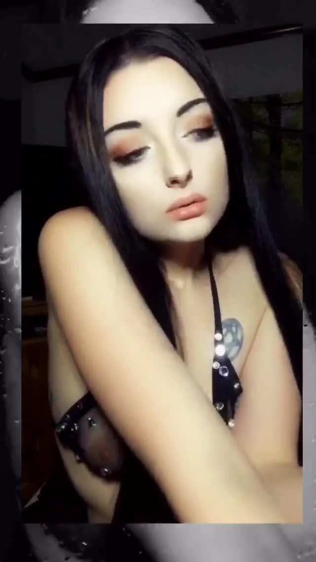 I have a fetish for people who have a smoking fetish.