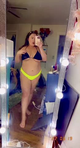 Happy Sunday, spent the day laying out at the lake and had a couple nip slips in