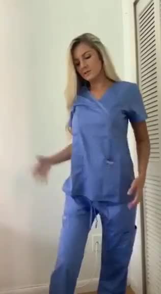 Wild Women - Beautiful blondie stripping ???