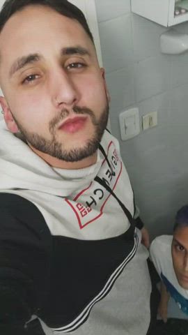 growing bigger and bigger🥵🙊 tell me if you can suck me better than him🍆