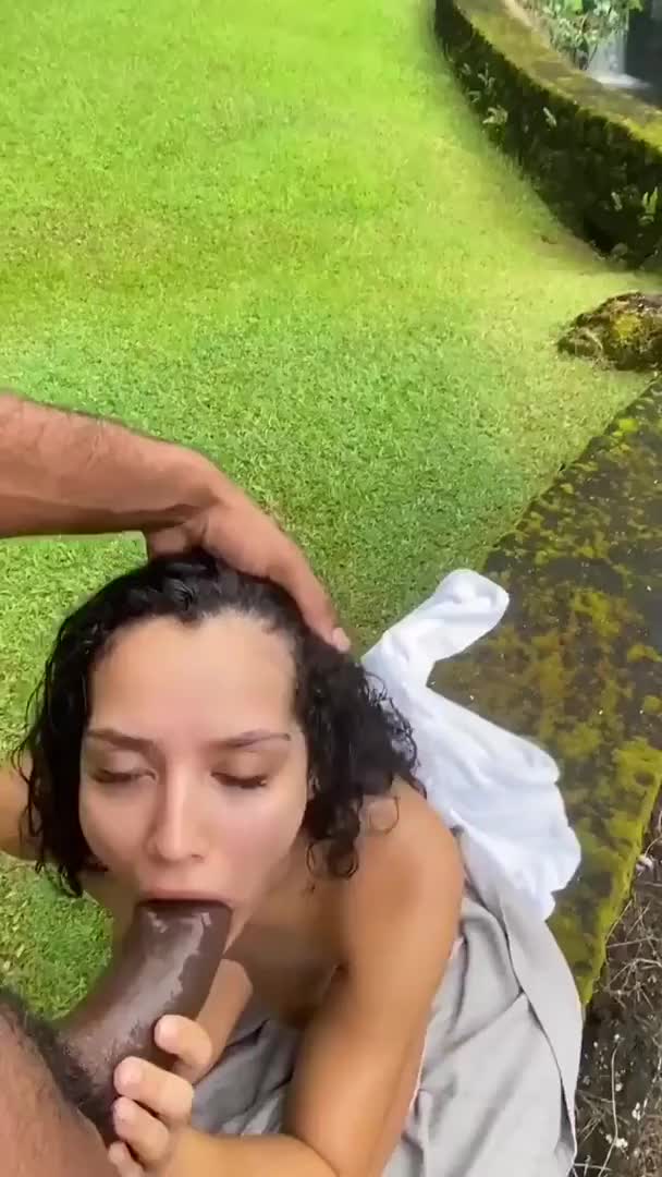Curly girl chokes on bbc