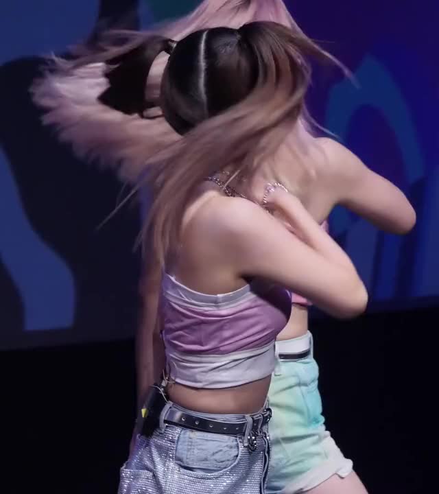 ITZY - Yeji 191018 5