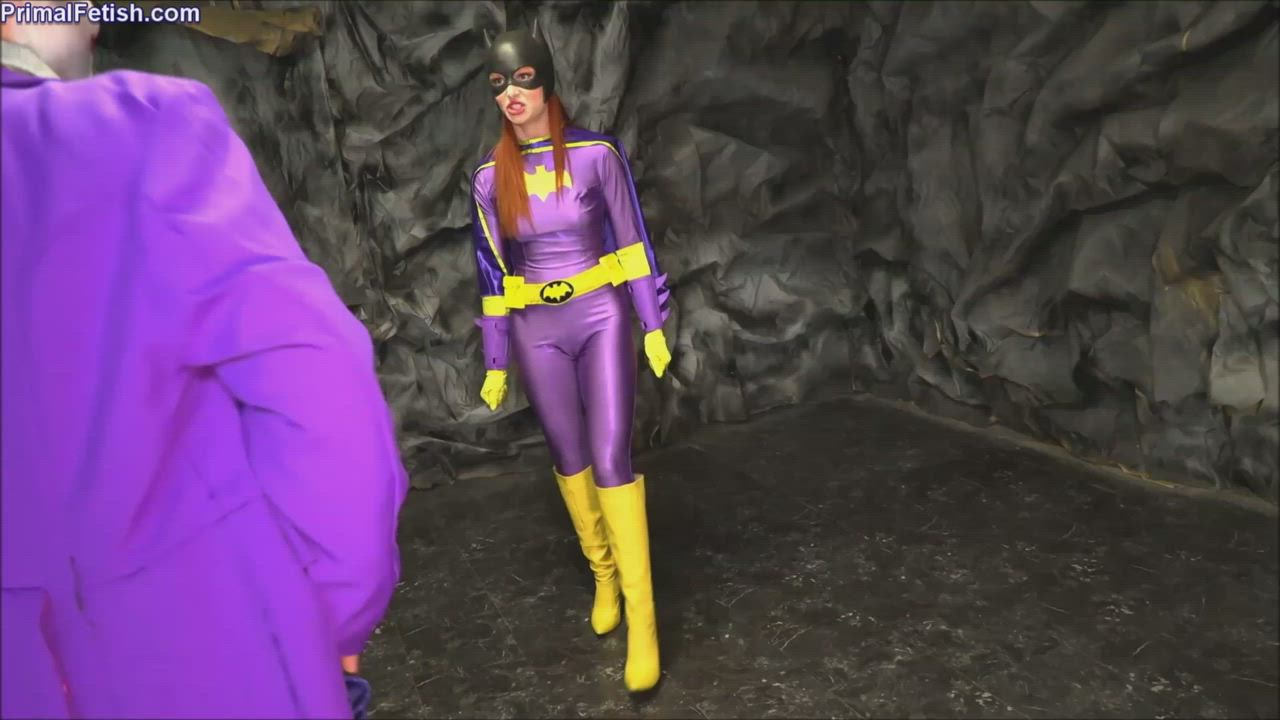 Batgirl vs The Joker - gif