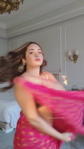 amateur bra ebony hotwife indian natural tits saree gif