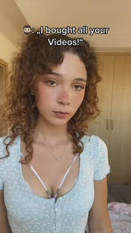 amateur camgirl cute erotic eye contact funny porn lips schoolgirl tiktok gif