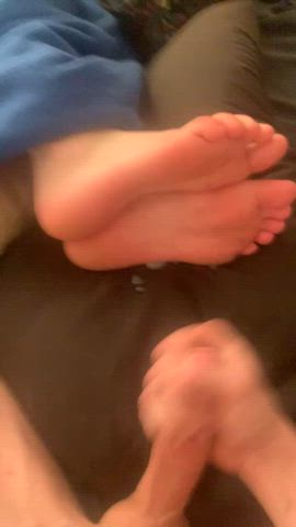 Cuming on her soles