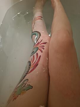 Legs and a quite finished Quetzalcoalt <3