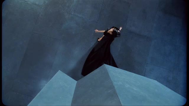 Camila Cabello - Never Be the Same 5