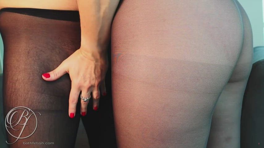 Couple's play in pantyhose