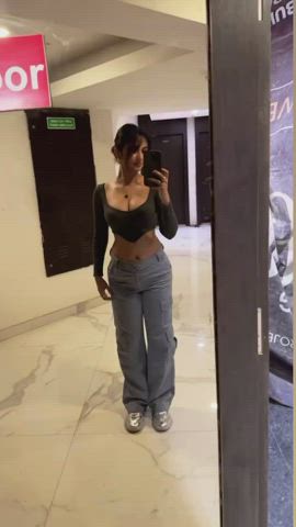 Akanksha Sharma is irresistible