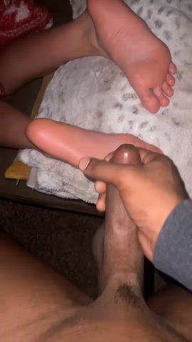 amateur bbc big dick cock cum on feet feet feet fetish feet sucking masturbating
