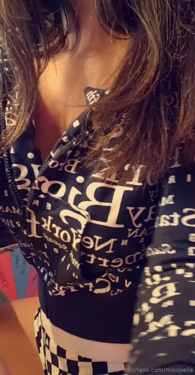 Bella Brookz (2)