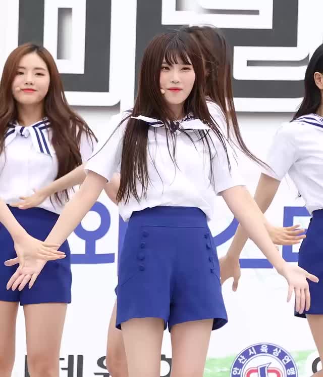 180916 Glass Shoes 8