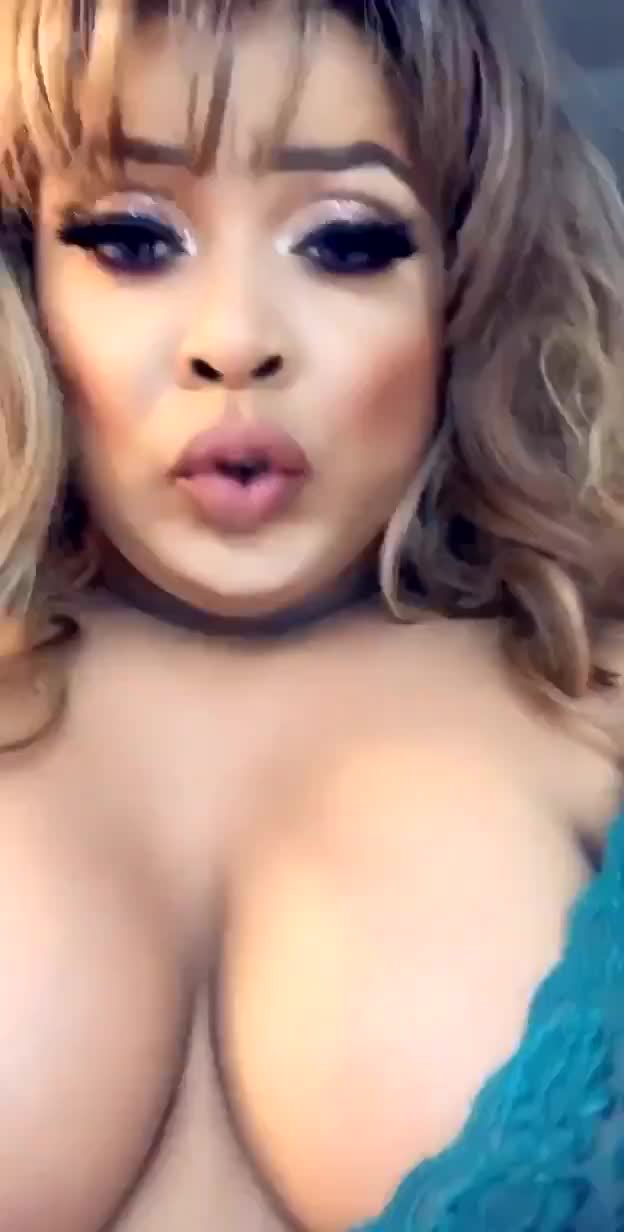 Mistress  Melina  (mzmelinababy)
