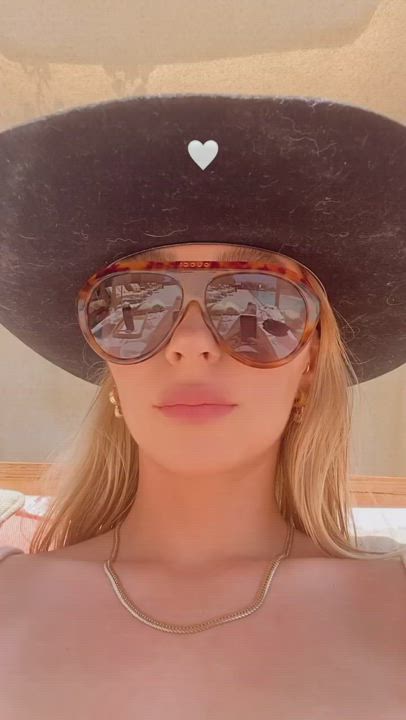 Sunbathe ☀🤩