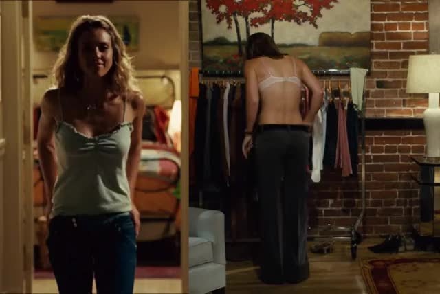 Two Jessicas dropping their trousers to advance the plot in Good Luck Chuck &amp;