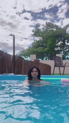 big tits brazilian cleavage gif