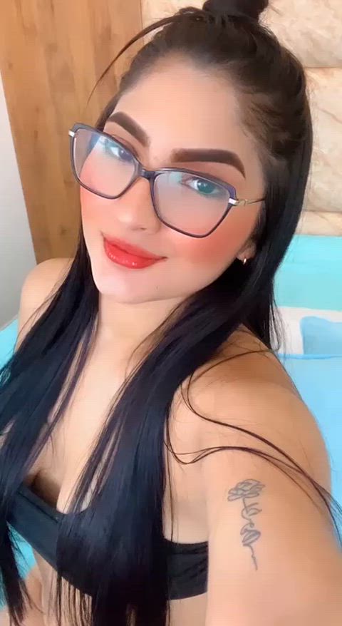 camsoda camgirl latina tits gif