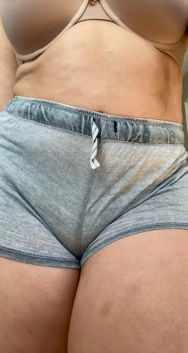 Post-shower, pre-work tease for the boys ;-)