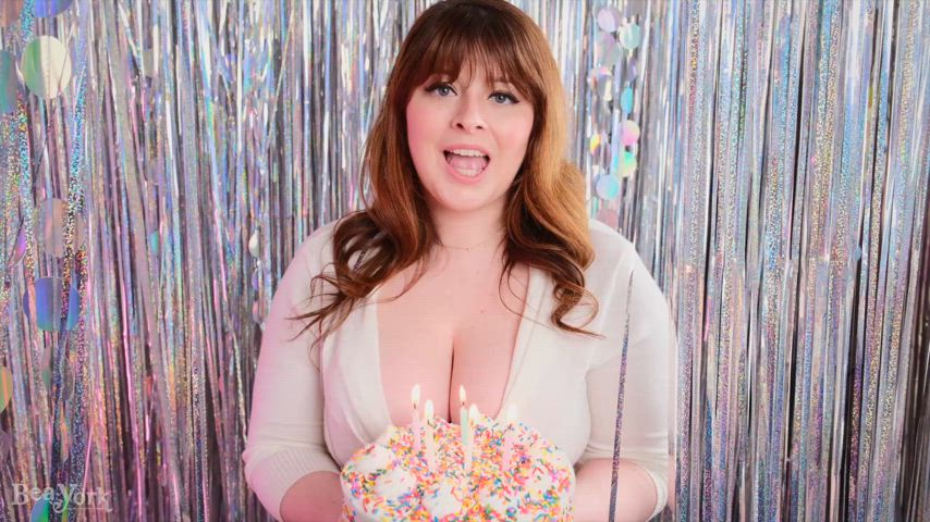 amateur ass big tits lingerie romantic solo thick tits ass-clap gif